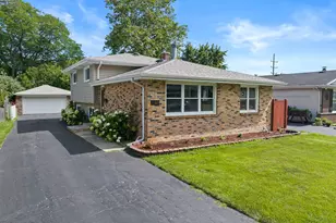 1309 Wilson Ave, Wheaton, IL 60189 - Photo 1