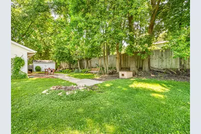 210 W Pacific Street, Davis Junction, IL 61020 - Photo 23