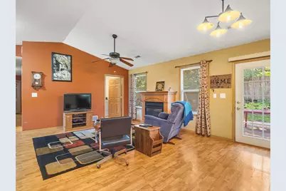 210 W Pacific Street, Davis Junction, IL 61020 - Photo 9