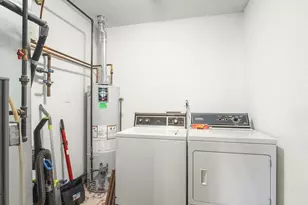 210 W Pacific St, Davis Junction, IL 61020 - Photo 11