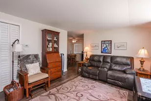 147 E 5th St, Manteno, IL 60950 - Photo 9