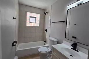 525 25th Ave, Bellwood, IL 60104 - Photo 5