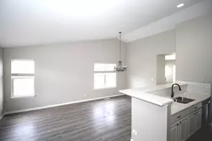 2518 Golf Ridge Cir, Naperville, IL 60563 - Photo 3