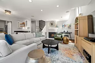 1651 N Dayton St, Chicago, IL 60614 - Photo 3