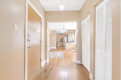 1747 W Pratt Boulevard #1, Chicago, IL 60626 - Photo 15