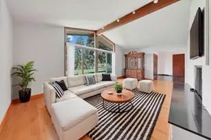 22W333 Glen Park Rd, Glen Ellyn, IL 60137 - Photo 5