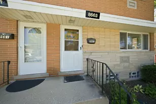 8663 Gregory Ln, Des Plaines, IL 60016 - Photo 3