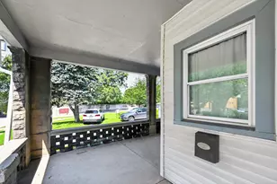 107 4th Ave, Joliet, IL 60433 - Photo 9