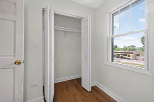 107 4th Ave, Joliet, IL 60433 - Photo 29