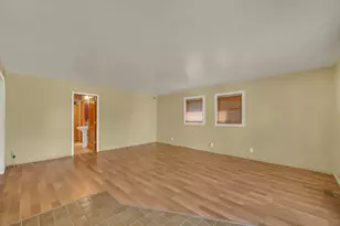 18843 W Deerpath Rd, Grayslake, IL 60030 - Photo 5