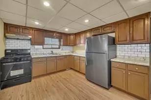 18843 W Deerpath Rd, Grayslake, IL 60030 - Photo 7