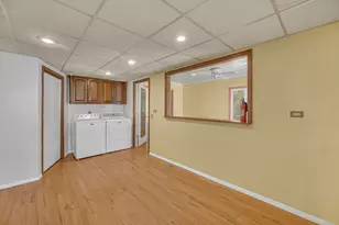 18843 W Deerpath Rd, Grayslake, IL 60030 - Photo 9