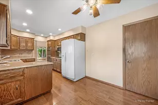 110 Villa Way, Bloomingdale, IL 60108 - Photo 17