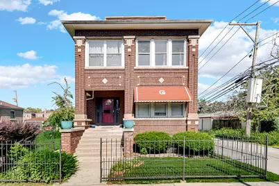10645 S Prairie Avenue, Chicago, IL 60628 - Photo 1