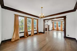 10645 S Prairie Ave, Chicago, IL 60628 - Photo 5