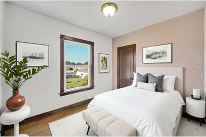 10645 S Prairie Avenue, Chicago, IL 60628 - Photo 9
