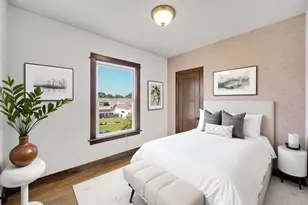 10645 S Prairie Ave, Chicago, IL 60628 - Photo 9