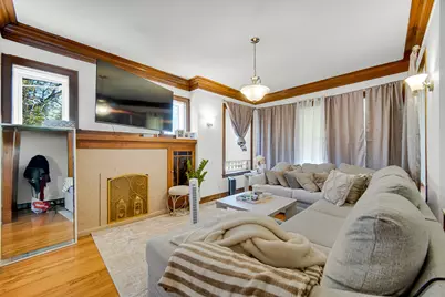 10645 S Prairie Avenue, Chicago, IL 60628 - Photo 17