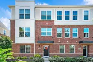 2939 Reflection Dr, Naperville, IL 60564 - Photo 1