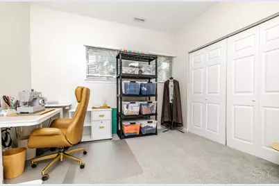 831 W 14th Place, Chicago, IL 60608 - Photo 5
