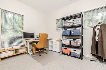 831 W 14th Place, Chicago, IL 60608 - Photo 7