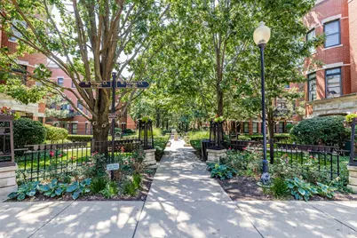 831 W 14th Place, Chicago, IL 60608 - Photo 45