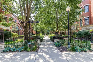 831 W 14th Pl, Chicago, IL 60608 - Photo 45