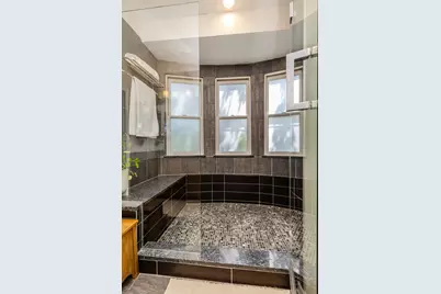 831 W 14th Place, Chicago, IL 60608 - Photo 41