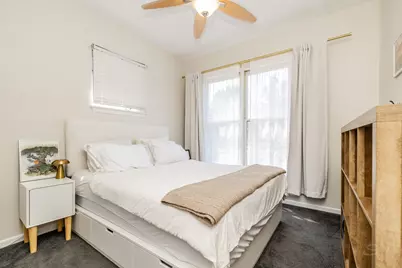 831 W 14th Place, Chicago, IL 60608 - Photo 29
