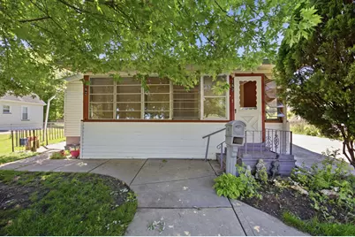 182 N Smith Street, Aurora, IL 60505 - Photo 1
