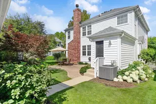 515 Superior St, Vernon Hills, IL 60061 - Photo 29