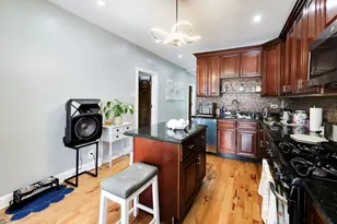 4542 N Long Ave, Chicago, IL 60630 - Photo 11