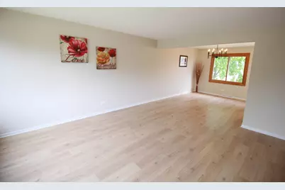 7523 Nottingham Drive, Tinley Park, IL 60477 - Photo 9