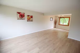 7523 Nottingham Dr, Tinley Park, IL 60477 - Photo 9