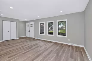216 W Kimbell Ave, Elmhurst, IL 60126 - Photo 3