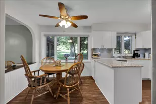 41W210 Mare Ln, Elburn, IL 60119 - Photo 7
