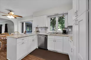 41W210 Mare Ln, Elburn, IL 60119 - Photo 9