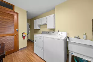 450 W Downer Pl, Aurora, IL 60506 - Photo 11