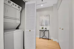 1322 S Prairie Ave, Chicago, IL 60605 - Photo 25