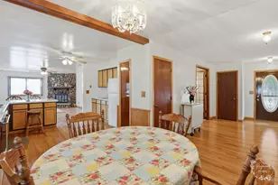 705 E Rosewood St, Watseka, IL 60970 - Photo 13