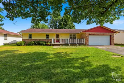 705 E Rosewood Street, Watseka, IL 60970 - Photo 1