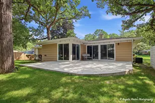 1403 Dairy Ln, Mundelein, IL 60060 - Photo 25