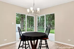 1403 Dairy Ln, Mundelein, IL 60060 - Photo 9