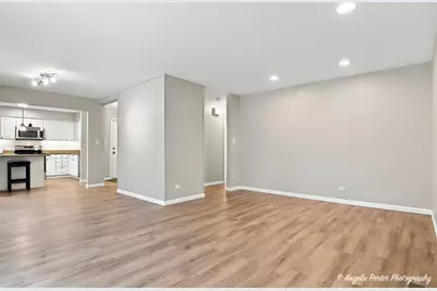1403 Dairy Lane, Mundelein, IL 60060 - Photo 15