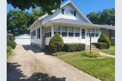 1415 W 1st Street, Dixon, IL 61021 - Photo 1