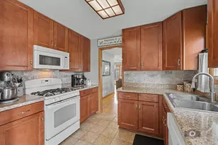 7652 W Hickory Creek Dr, Frankfort, IL 60423 - Photo 13