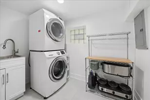 3427 N Kedzie Ave, Chicago, IL 60618 - Photo 21