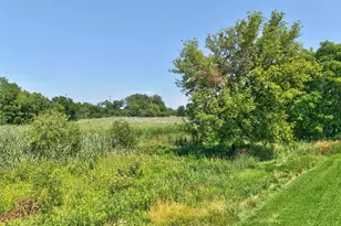 405 Locksley Dr, Streamwood, IL 60107 - Photo 25