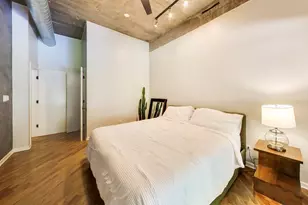 1000 W 15th St, Chicago, IL 60608 - Photo 11