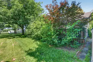 102 N Roma Ct, Toluca, IL 61369 - Photo 37